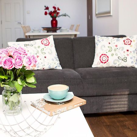 לונדון Apt 3, Trafalgar Sq Duplex, 3Rd & 4Th Floor By Indigo Flats מראה חיצוני תמונה