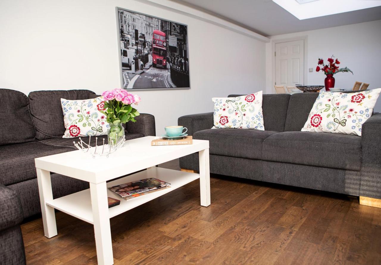 לונדון Apt 3, Trafalgar Sq Duplex, 3Rd & 4Th Floor By Indigo Flats מראה חיצוני תמונה