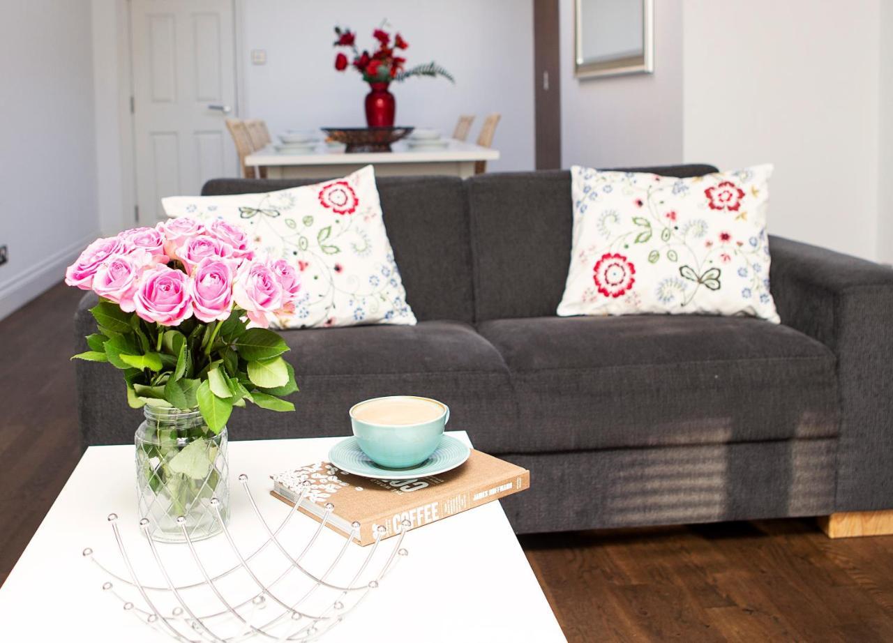 לונדון Apt 3, Trafalgar Sq Duplex, 3Rd & 4Th Floor By Indigo Flats מראה חיצוני תמונה